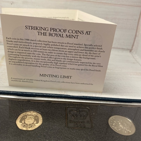 1988 Royal Mint - Picture 8 of 10